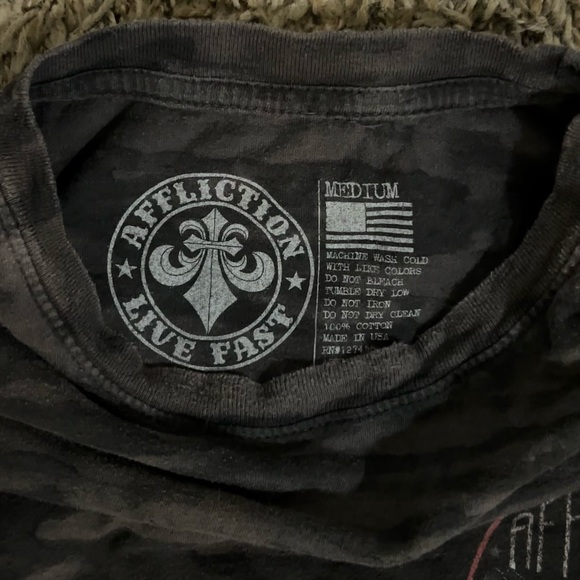 Authentic Affliction T-Shirt - Men’s Medium - Picture 3 of 4